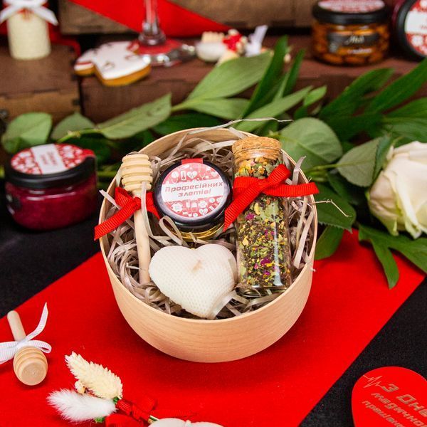 Gift box for a doctor "Sweet compliment to a doctor"