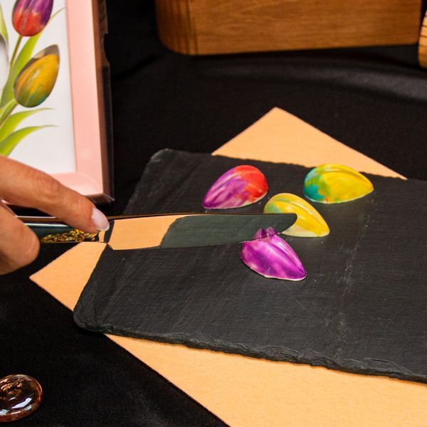 Set of chocolates "Tulip Bouquet" until September 1